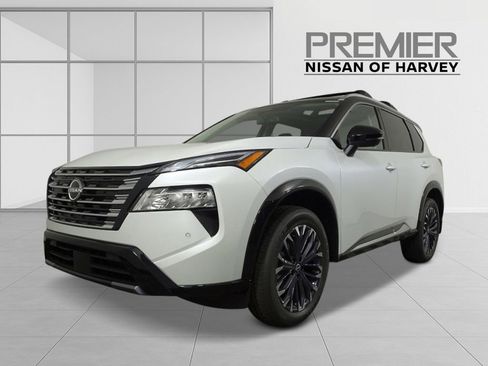 New 2026 Nissan Rogue Platinum w/ Platinum Premium Package AWD/4WD image 1