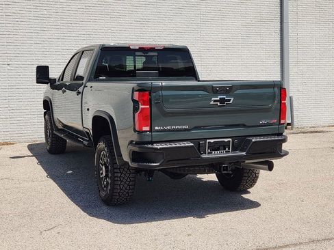 New 2026 Chevrolet Silverado 2500 ZR2 AWD/4WD image 3
