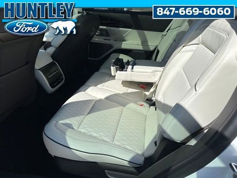 Used 2024 Lincoln Nautilus Black Label image 16