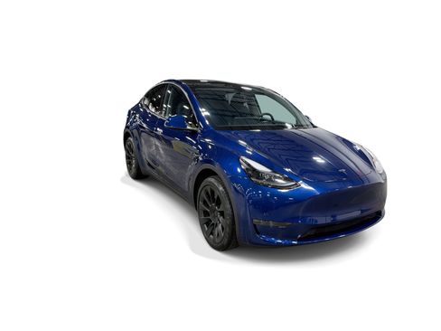 Used 2023 Tesla Model Y AWD image 8