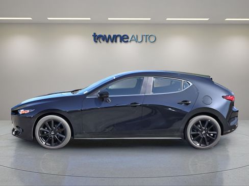 Used 2025 MAZDA MAZDA3 s Sport FWD image 2