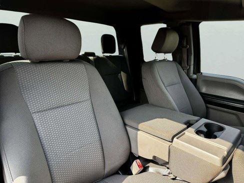 Used 2018 Ford F150 XLT RWD image 48