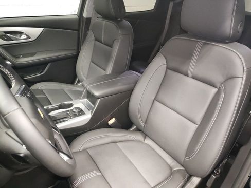 Used 2026 Chevrolet Blazer LT w/ Sound & Technology Package image 25