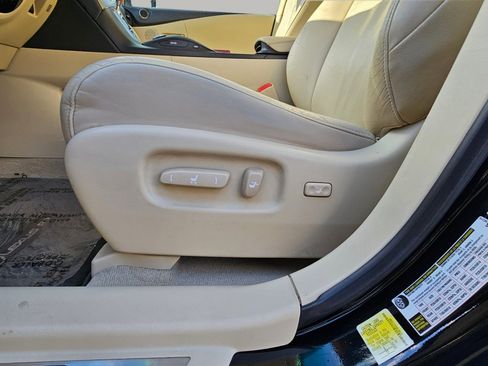 Used 2012 Lexus RX 350 AWD w/ Premium Pkg image 28