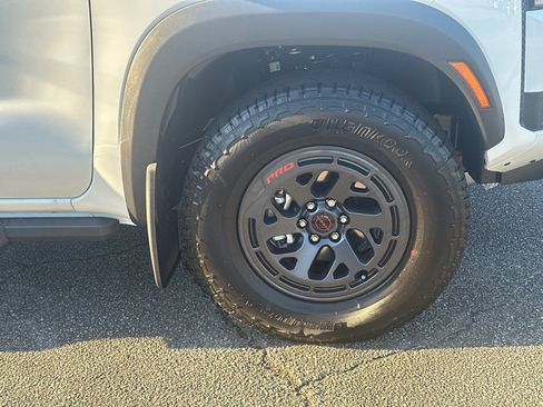 New 2026 Nissan Frontier PRO-4X w/ Pro-4x Convenience Package image 12