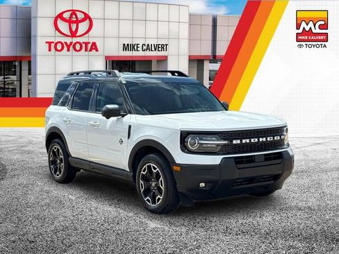 Used 2025 Ford Bronco Sport Outer Banks w/ Outer Banks Tech Package+ AWD/4WD image 7