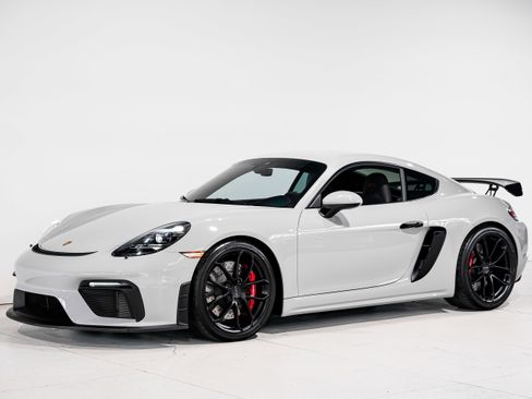 Used 2020 Porsche 718 Cayman GT4 image 6