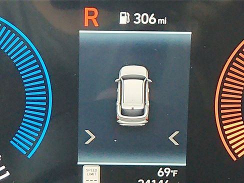 Used 2025 Hyundai Kona SEL AWD/4WD image 27