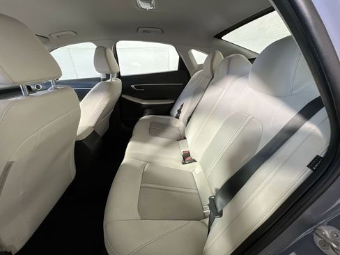 Used 2025 Hyundai Sonata SE image 23