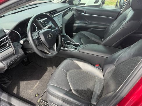 Used 2018 Toyota Camry XSE w/ Audio Package image 12