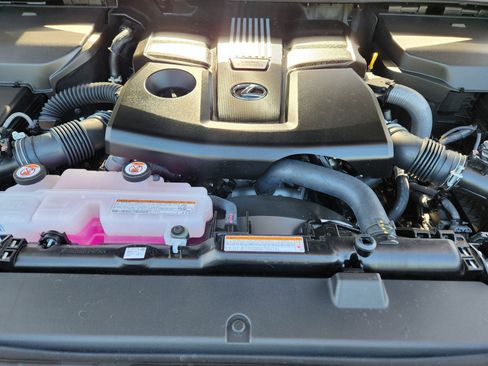 New 2025 Lexus LX 600 4WD w/ Luxury Package image 22