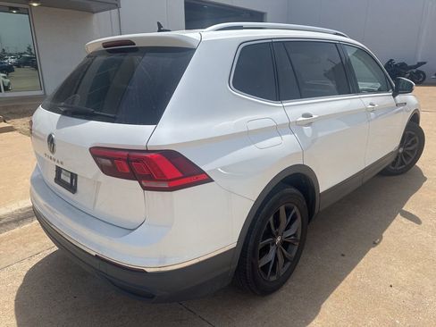 Used 2023 Volkswagen Tiguan SE FWD image 13