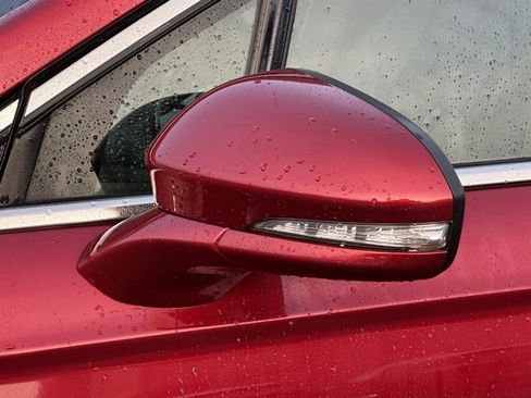 Used 2019 Ford Fusion SEL image 11