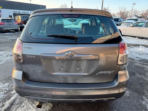 Used 2006 Toyota Matrix 2WD image 5