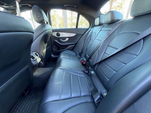 Certified 2018 Mercedes-Benz C 300 4MATIC Sedan image 13