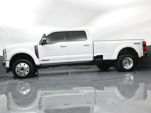 Used 2024 Ford F450 Lariat w/ Lariat Ultimate Package image 30