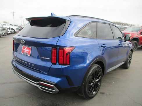 Used 2021 Kia Sorento SX image 5