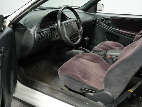 Used 1999 Chevrolet Cavalier Z24 image 4