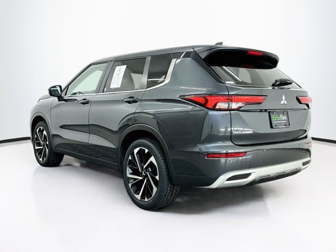 Used 2024 Mitsubishi Outlander SE AWD/4WD image 5