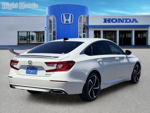 Used 2022 Honda Accord Sport image 7