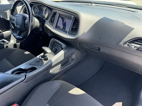 Used 2022 Dodge Challenger GT RWD image 7