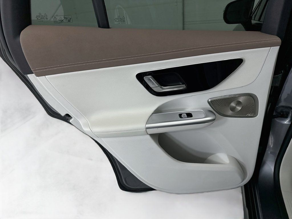 Certified 2023 Mercedes-Benz EQE 350+ SUV image 25