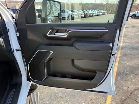 New 2026 Chevrolet Silverado 3500 LT w/ Trail Boss Package AWD/4WD image 19