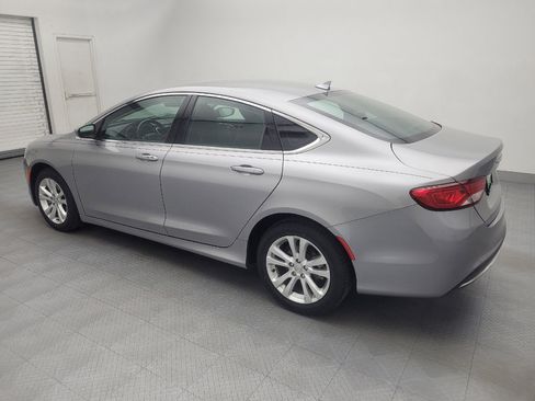 Used 2017 Chrysler 200 Limited Platinum image 3