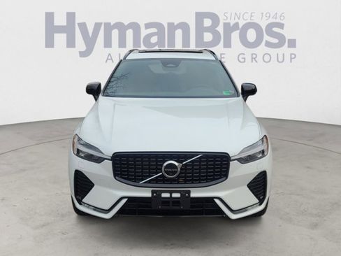 Used 2023 Volvo XC60 B5 Plus w/ Climate Package image 7