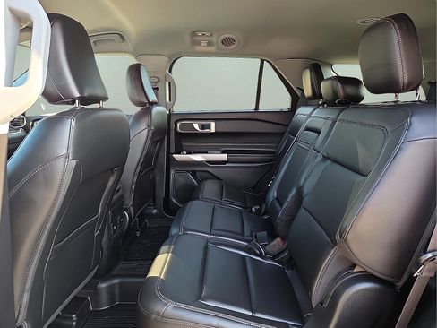 Certified 2023 Ford Explorer XLT w/ Equipment Group 202A image 11