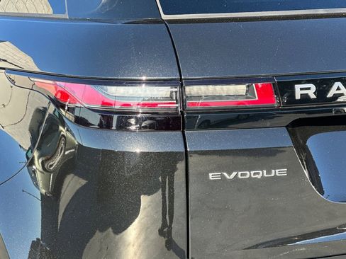 Used 2026 Land Rover Range Rover Evoque S image 14