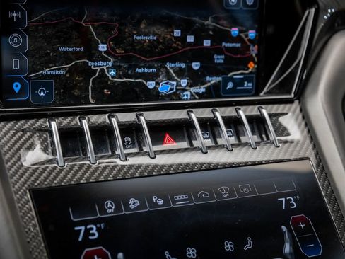 Used 2024 Lamborghini Urus Performante image 35