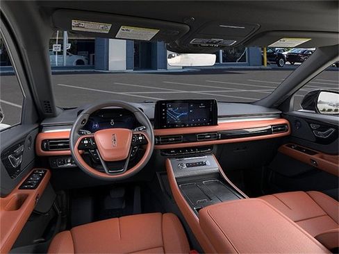 New 2026 Lincoln Aviator Reserve w/ Jet Appearance Package image 9