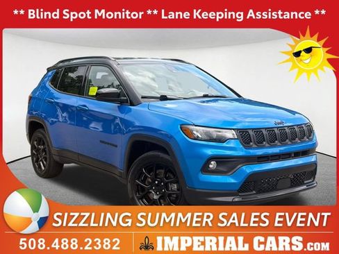 Used 2023 Jeep Compass Latitude w/ Convenience Group AWD/4WD image 1
