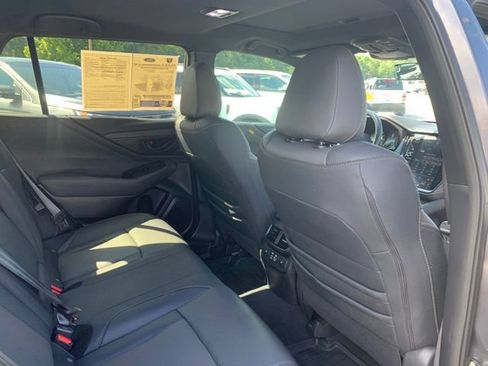 Used 2025 Subaru Outback Wilderness AWD/4WD image 12