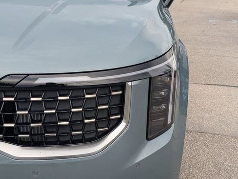 New 2027 Kia Carnival SX FWD image 10