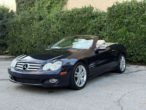 Used 2008 Mercedes-Benz SL 550 image 1