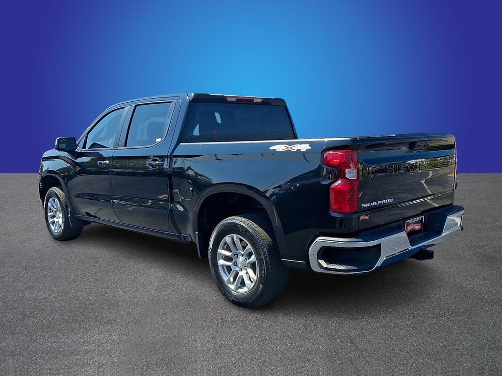 Used 2023 Chevrolet Silverado 1500 LT AWD/4WD image 6