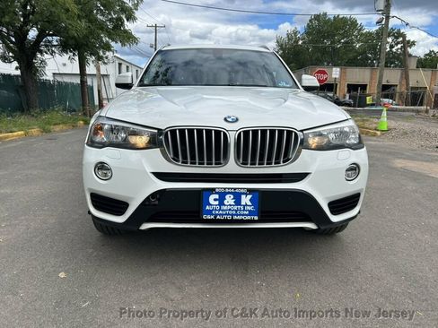 Used 2017 BMW X3 xDrive28i AWD/4WD image 3