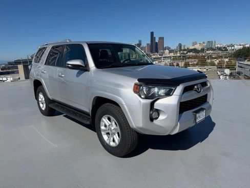 Used 2016 Toyota 4Runner SR5 AWD/4WD image 1