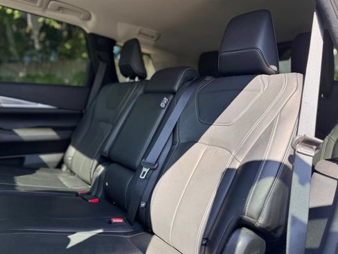 Used 2023 INFINITI QX60 Luxe w/ Vision Package AWD/4WD image 23