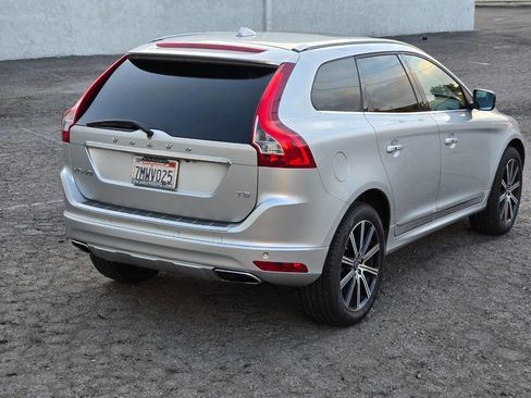 Used 2015 Volvo XC60 T5 Premier image 11