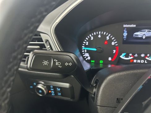 Used 2022 Ford Escape SEL image 37