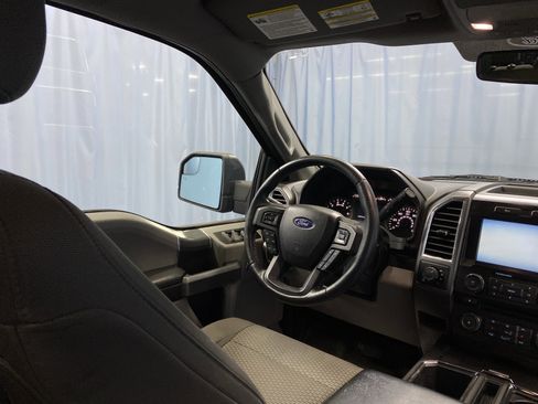 Used 2015 Ford F150 XLT w/ Equipment Group 302A Luxury image 32