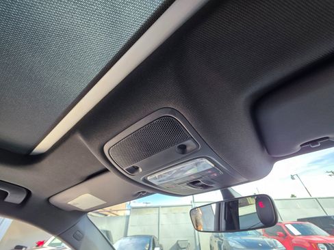 Used 2018 Audi Q3 2.0T Premium w/ Convenience Package image 11