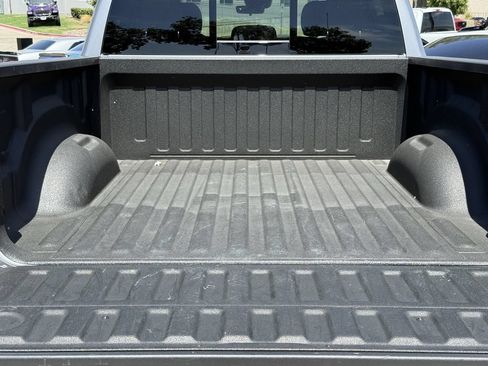 Used 2025 RAM 1500 Warlock AWD/4WD image 29