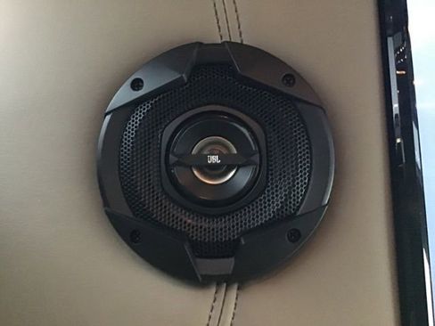 Used 2019 GMC Savana 2500 Extended w/ Enhanced Convenience Package image 47