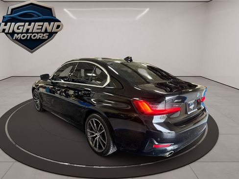 Used 2020 BMW 330i xDrive Sedan w/ Convenience Package image 4