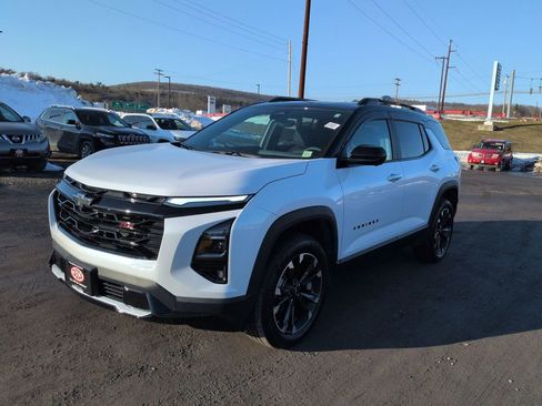 Used 2026 Chevrolet Equinox RS w/ Convenience Package III image 8