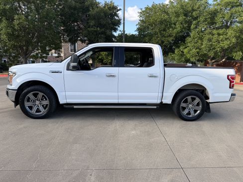 Used 2018 Ford F150 XLT w/ Equipment Group 302A Luxury RWD image 4